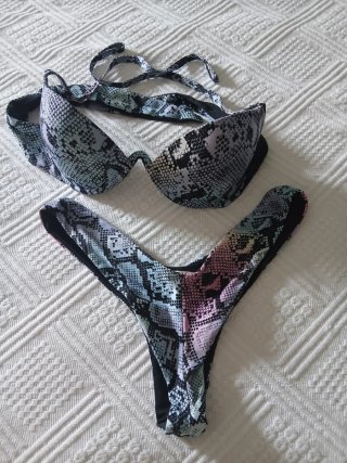 Bañador bikini estampado serpiente