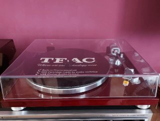 Tocadiscos Teac TN-300.