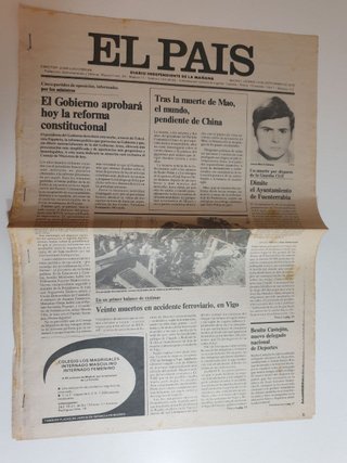 Recortes de periodicos anos 1963-1976 más de 200