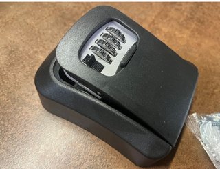 Caja de seguridad con combinación