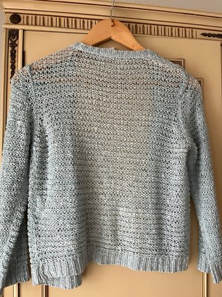 Chaqueta punto calado azul corta