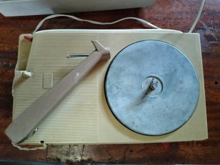 Giradischi portatile vintage Philips tutto transistor
