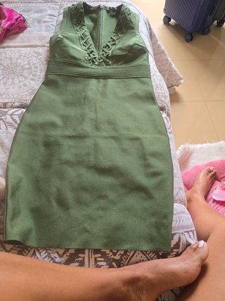 Vestido verde con cordones