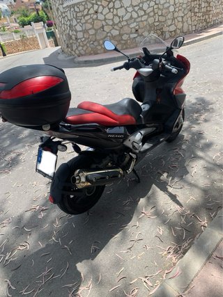 Gilera Nexus SP 500ie Maxi Scooter