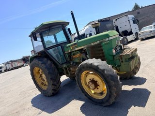 Tractor John Deere 3340