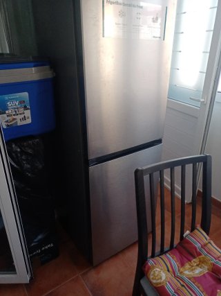 Nevera Hisense Combi No Frost