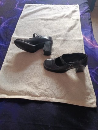 Zapatos de tacón negros