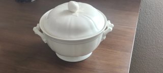 Sopera San Claudio Porcelana Blanca