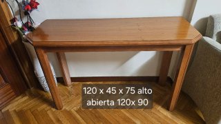 Mesa de comedor extensible de madera