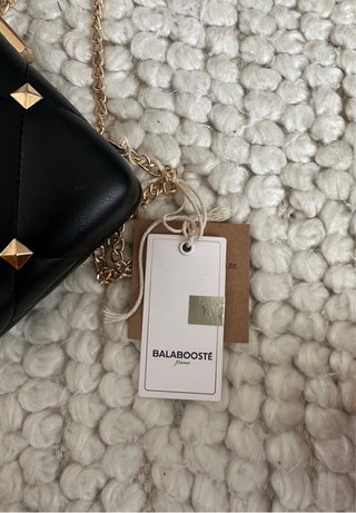 Bolso de mano BALABOSTE negro cadena dorada