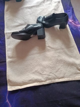 Zapatos de tacón negros