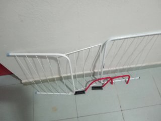 2 TENDEDEROS PLEGABLES lMETAL Y PLASTICO