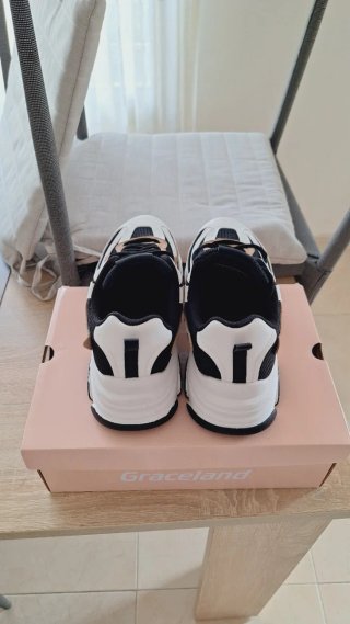 Zapatillas deportivas de 1 solo uso