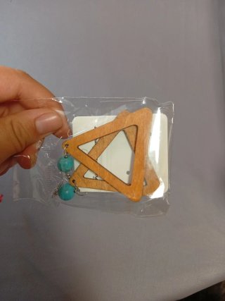 Pendientes Triángulo Madera Turquesa