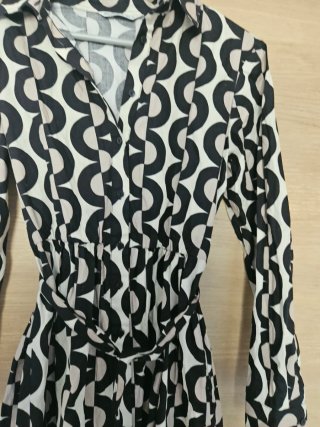 Vestido estampado Stradivarius