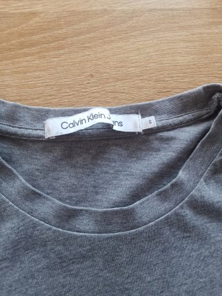 Camiseta Calvin Klein Jeans Gris Talla S