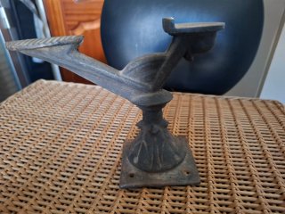 Rascabotas antiguo hierro fundido