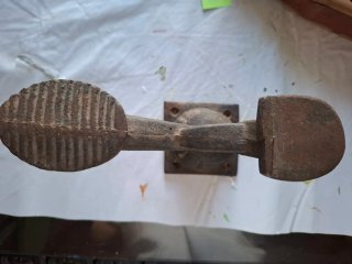 Rascabotas antiguo hierro fundido