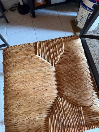 Mesa forja y 4 sillas mimbre