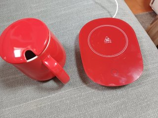 Calentador de Taza Rojo con Taza y Tapa