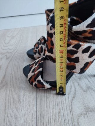 Sandalias Piel Leopardo