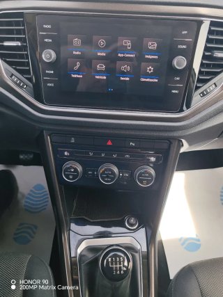 Volkswagen T-Roc 2019