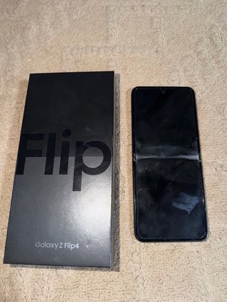 Samsung Galaxy Z Flip4 Negro