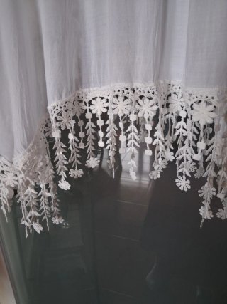 Túnica playera blanca con encaje