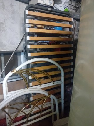 Camas completas metal y madera