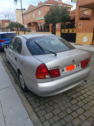 Mitsubishi Carisma 1999
