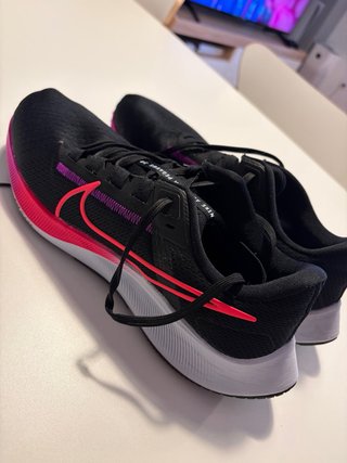 Nike Pegasus 38 Negro y Rosa