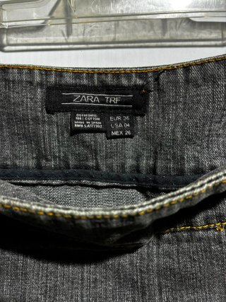 Minifalda Zara TRF Talla 36 Y2K