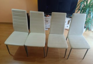 Mesa extensible y 4 Sillas (Regalo Fundas)
