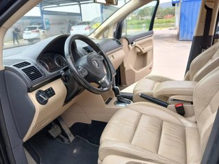 Volkswagen Touran 2011
