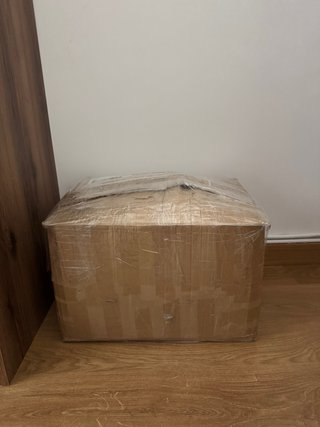 Caja con ropa