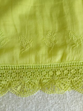 Vestido amarillo MdM con encaje