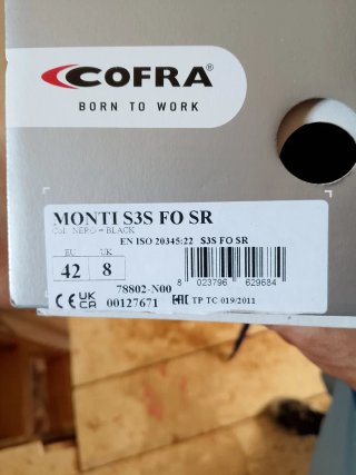 Botas de seguridad Cofra Talla 42 a estrenar