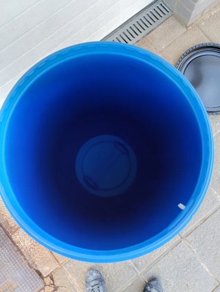 Bidón plástico azul 150L