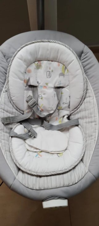 Mecedora para bebés Joie