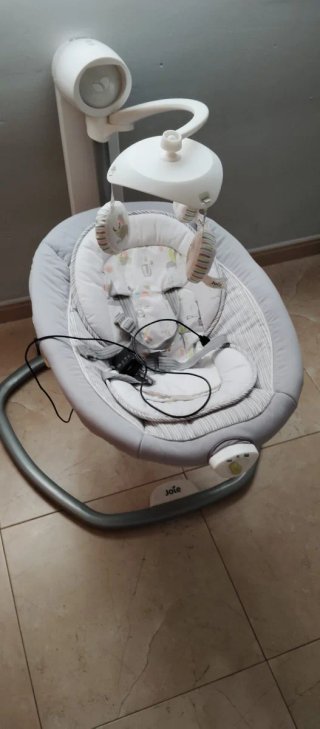 Mecedora para bebés Joie