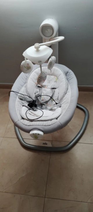 Mecedora para bebés Joie