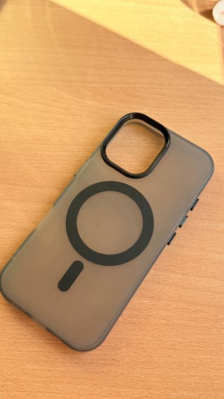 Cover rigide iPhone MagSafe Rosa e Nera