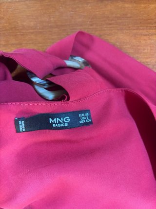 Vestido cuello pico