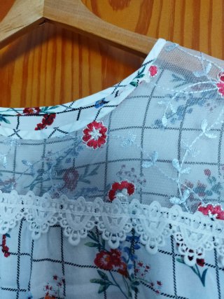 Blusa fina