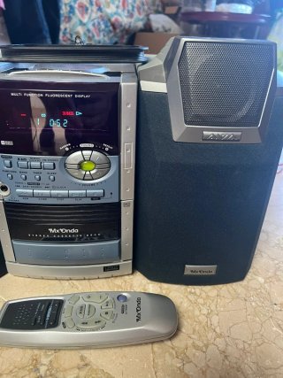 Equipo de música CD, Cassette y Radio Mx Onda