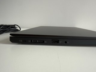 Portátil Lenovo Thinkpad i7 10th Gen como nuevo