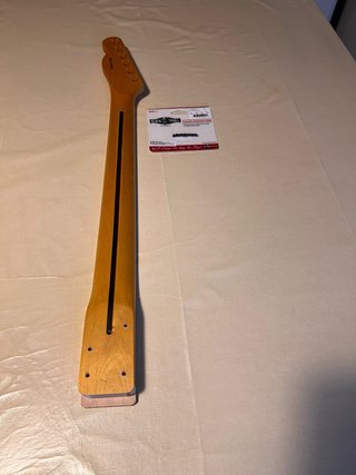 Mástil Fender Telecaster 50's Réplica con Logo.