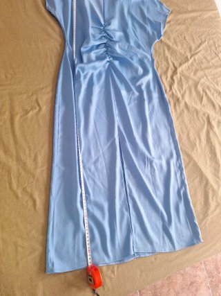 Vestido largo azul drapeado
