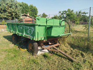 Remolque agrícola verde