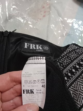 Vestido FRK negro y multicolor